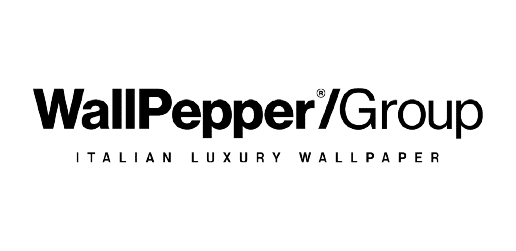 Marke-WallPepper Logo der WallPepper Group, einem italienischen Luxustapetenhersteller. Das Design zeigt den Markennamen 'WallPepper®/Group' in einem schlichten, modernen Schriftzug auf weißem Hintergrund. Der Zusatz 'ITALIAN LUXURY WALLPAPER' unterstreicht die Spezialisierung und Premium-Ausrichtung des Unternehmens in der Branche für hochwertige Wandgestaltung